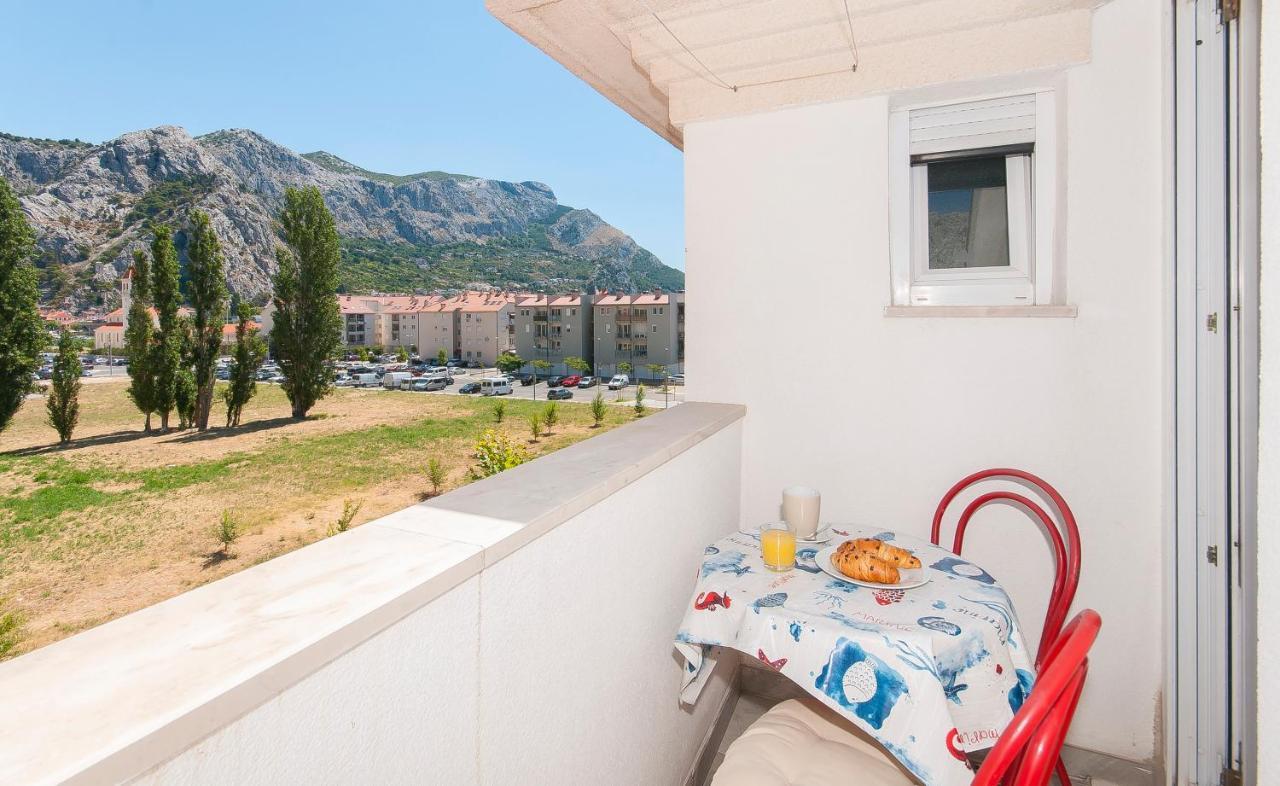 Apartment Luna أوميس المظهر الخارجي الصورة