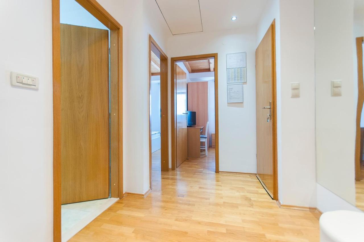 Apartment Luna أوميس المظهر الخارجي الصورة