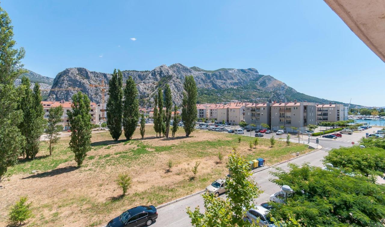 Apartment Luna أوميس المظهر الخارجي الصورة